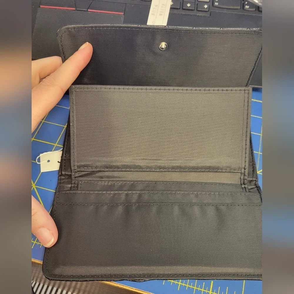 Black Quilted Heart 7x4 Clutch Wallet New